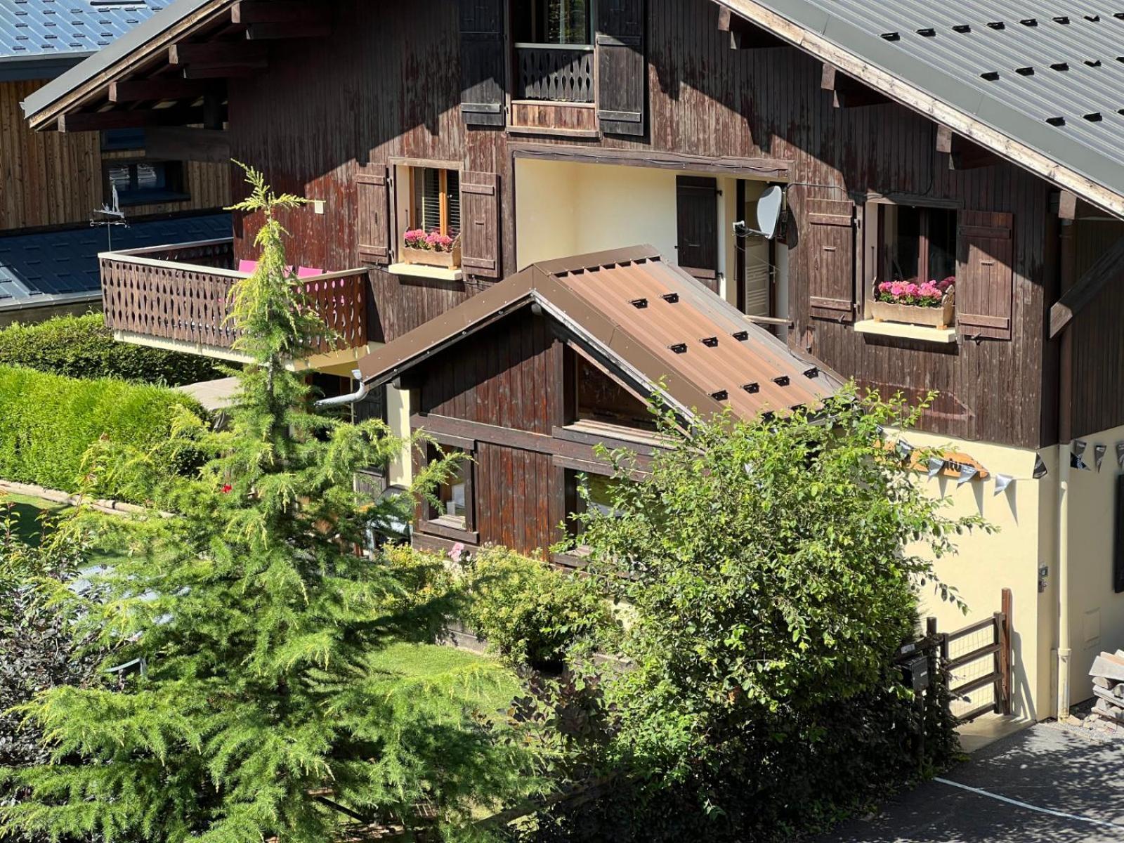 Chalet Aventure B&B لي جيه المظهر الخارجي الصورة